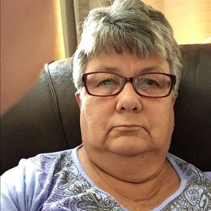 Meet your Posher, Leslie